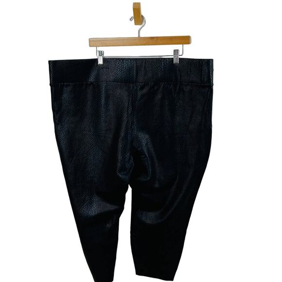 Torrid Pixie Pants Black Skinny Ankle Stretch Pull On Modern Plus Size 4X - Picture 4 of 10